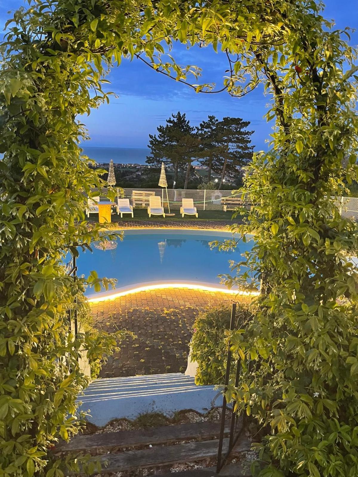 B&B Villa Alma San Costanzo Dış mekan fotoğraf